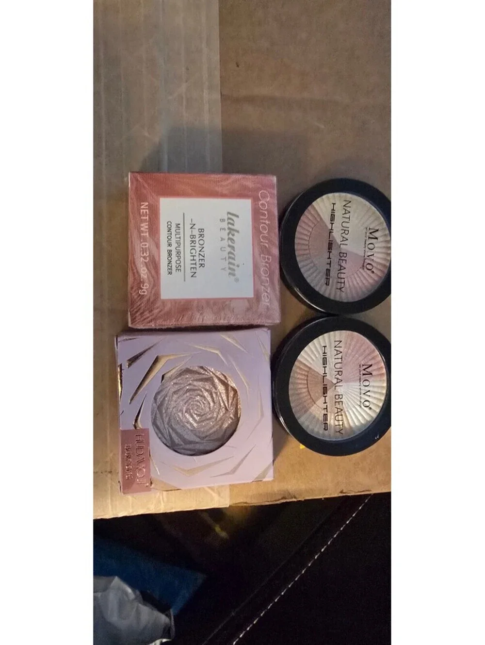 LakeRain Beauty Bronzer and Highlighter Set with Movo Natural Beauty Highlighers